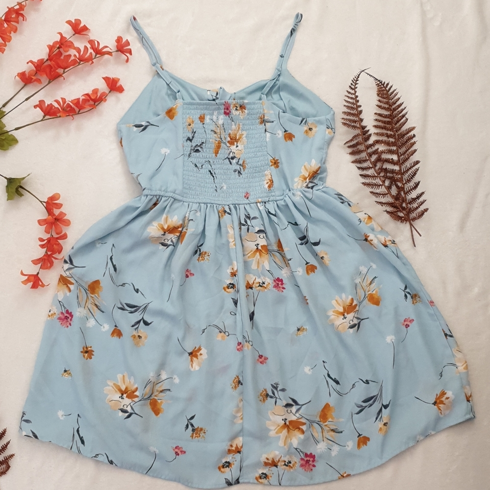 Floral Print V-Neck Strappy Tie Front Dress - Xhil - Picture 10 of 13